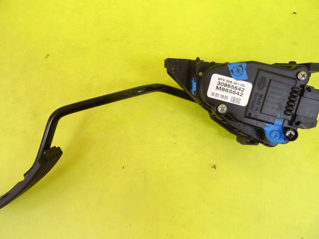 фото №1, Потенціометр газу mitsubishi space star 30865642 nr310