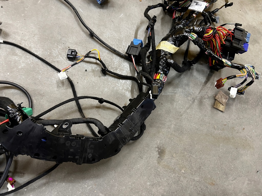 фото №8, Комплект джгут електропроводка електрична салону dacia duster ii 2 1.0 tce lpg