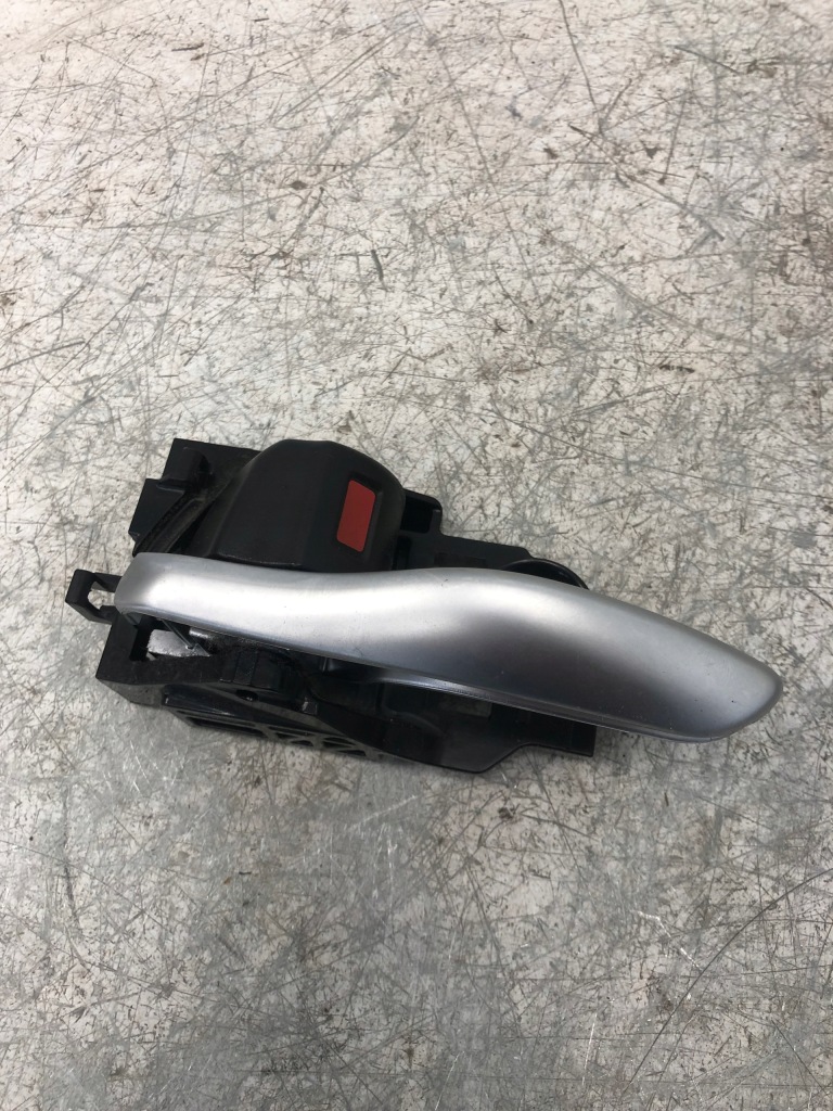 фото №2, Ручка внутренняя левая toyota chr c-hr 69274-f4010