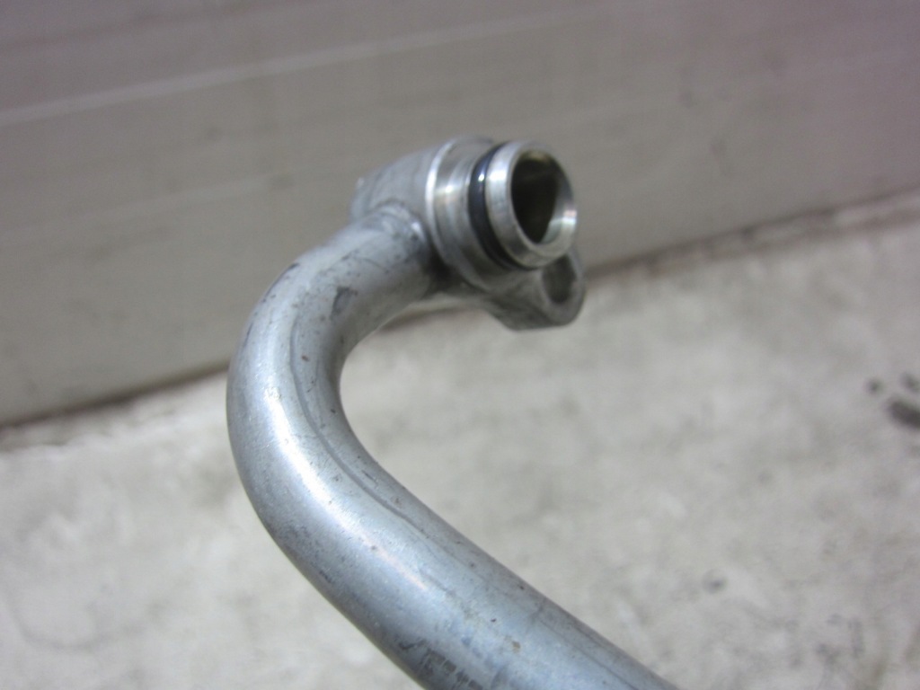 фото №13, Bmw 7 f02 f10 f07 n55 шланг радиатора масла подающий 17227636879 7636879