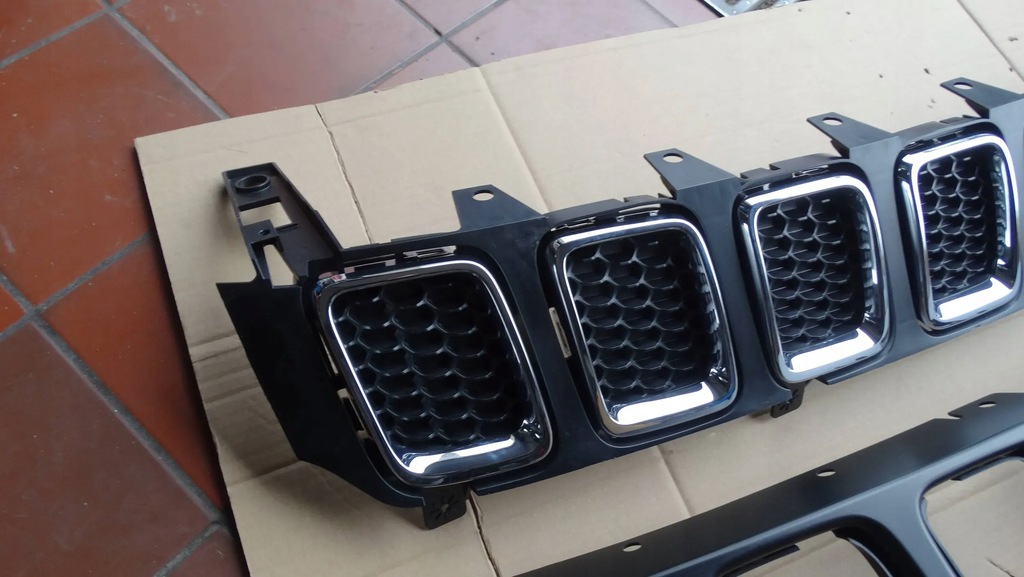 фото №3, Решётка радиатора решётка радиатора 6ba20trmab jeep compass ii lift nowa