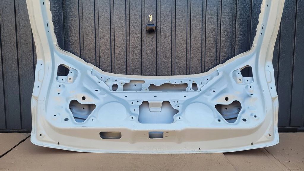 фото №10, Toyota ch-r chr 16- крышка багажника задняя багажника