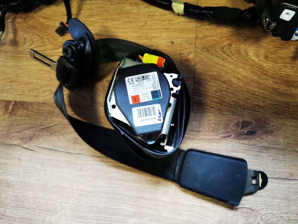 фото №14, Peugeot 208 ii 19- консоль карбон bez кнопка старт/стоп