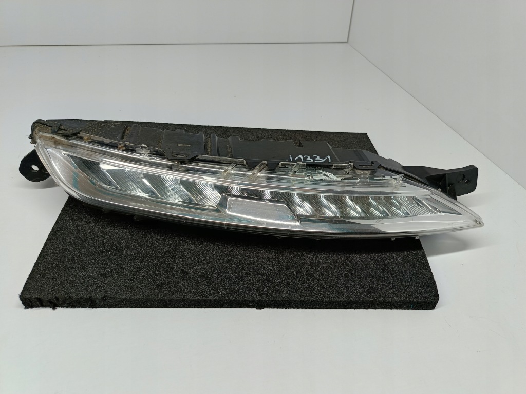 Купить Citroen c4 picasso 2 13- фара фонарь  drl правый перед led 9676036480