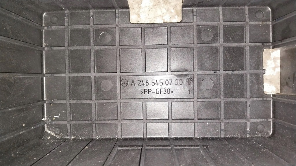 Коробка акумулятор a2465450700 mercedes w176 2.2cdi v klasa w246 в Україні