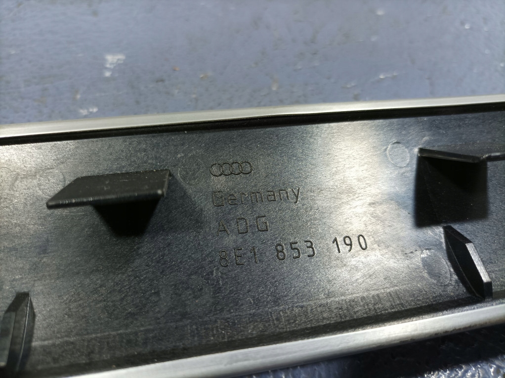 фото №6, Audi a4 b7 молдинг декоративна консолі панелі eu 8e1853190