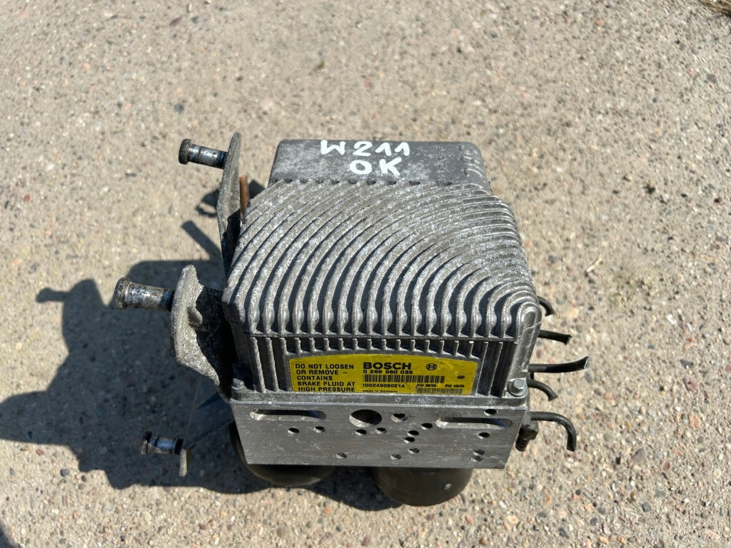 Купити Mercedes w211 насос sbc a0054319712 - ідеальна -