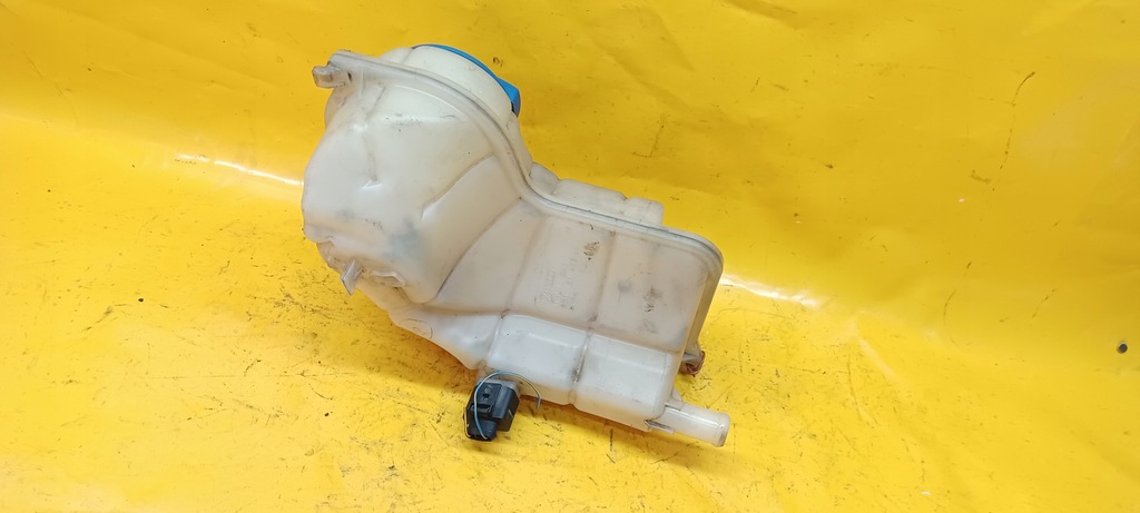 фото №9, Бак розширювальний audi a4 b6 8e0121403 00-04r