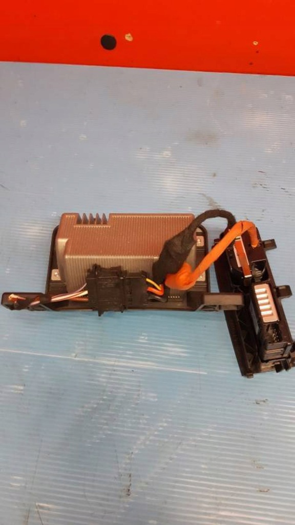 фото №1, Skoda superb iii преобразователь 5q0907155b