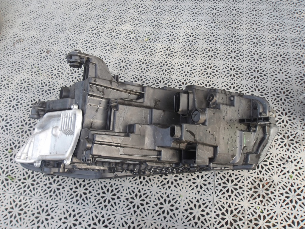 фото №4, Лампа передня права vw caddy full led