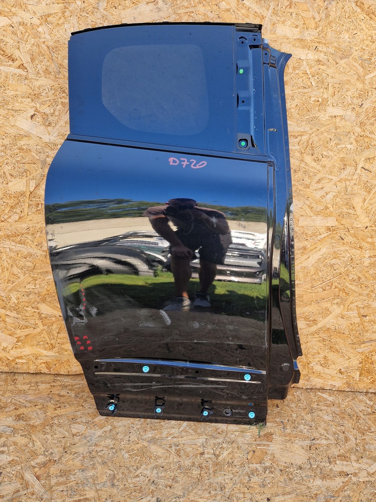 фото №1, Mazda mx30 mx-30 двері правий задня задні