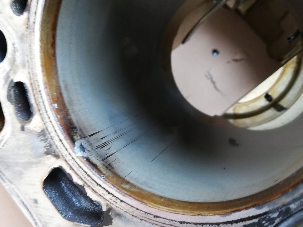 фото №10, Bmw f01 f07 f10 блок двигуна n63b44a 4.4 v8