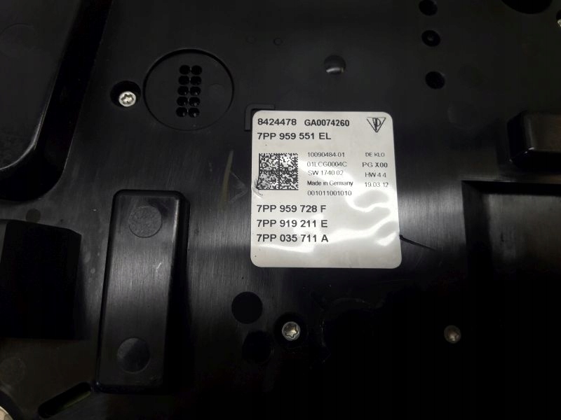 фото №8, Porsche cayenne 7p панель потолочный