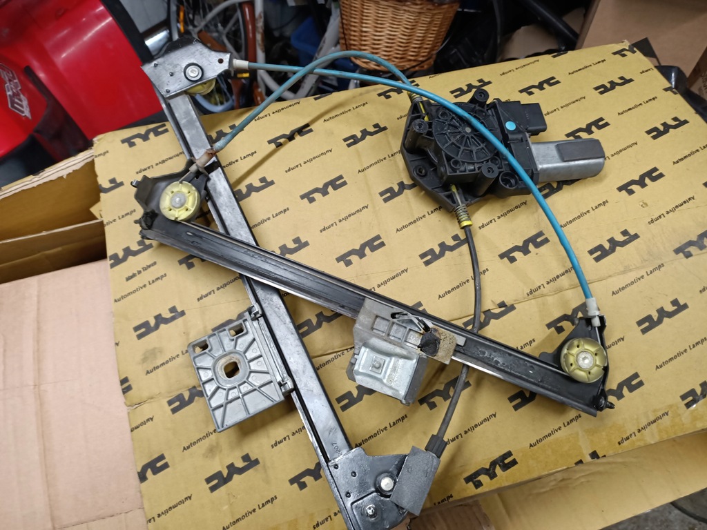 фото №5, Механизм подъемник стекло правой правый alfa romeo brera