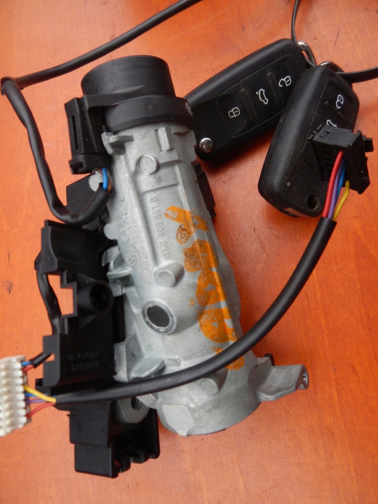 фото №11, Набір стартовий блок керування бортовий комп'ютер vw caddy iii lift 2.0tdi 12r