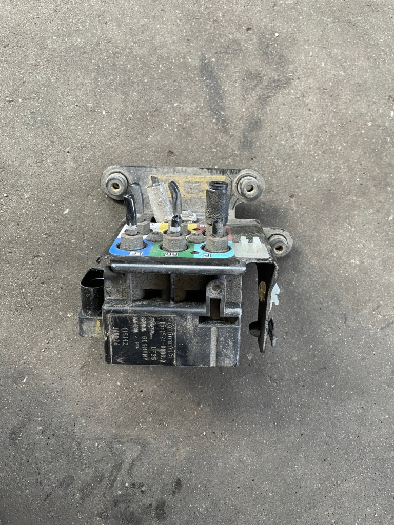 фото №1, Maserati levante клапан подвеска 15.1500-0083.3