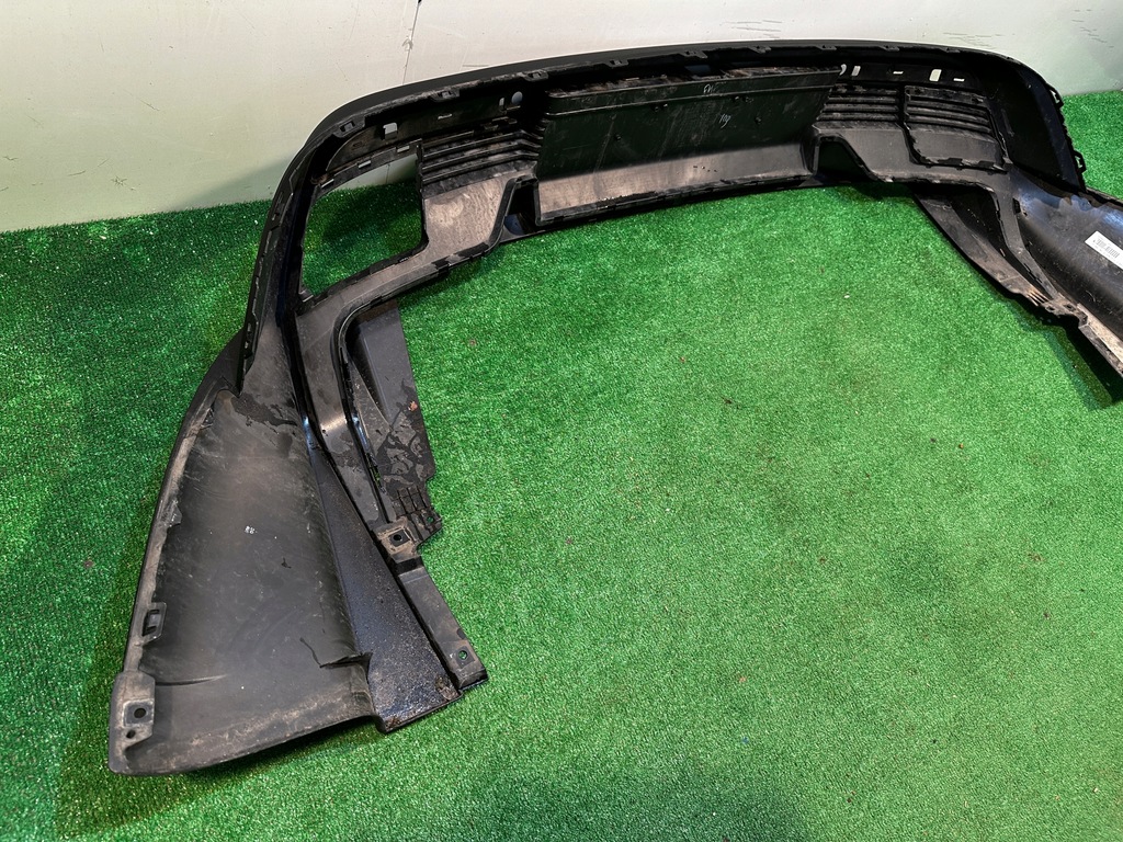 фото №11, Porsche taycan 9j спойлер диффузор dół бампер задняя 9j0807983