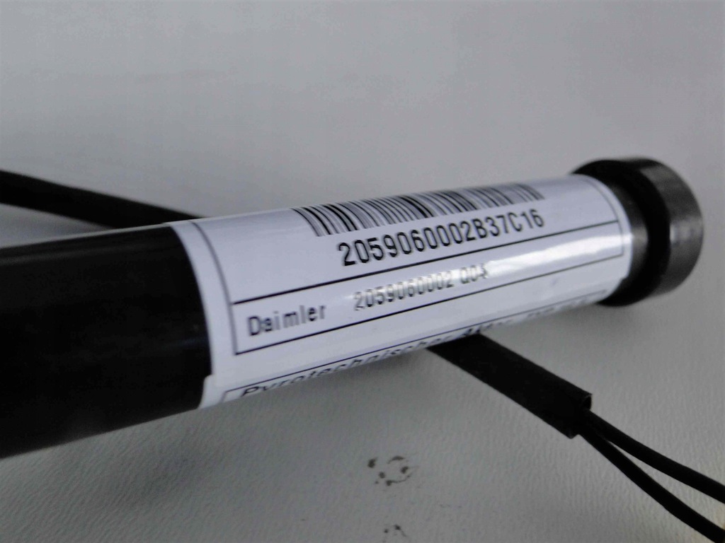 фото №10, Mercedes c w205 205 патрон piro капот лівий правий