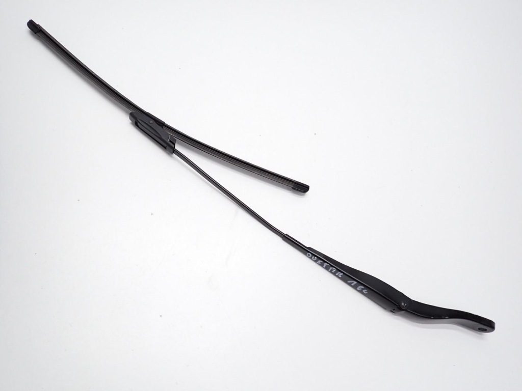 фото №1, Рычаг щетка дворники правое europa 288863112r dacia duster ii 18r