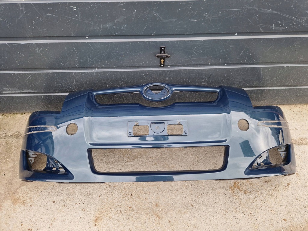 фото №1, Toyota auris i бампер перед