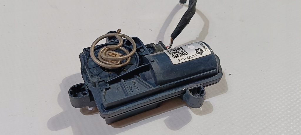 фото №6, Actuator дросельна заслінка кришка багажника вихлоп ліва kpl dodge charger challenger 2015-