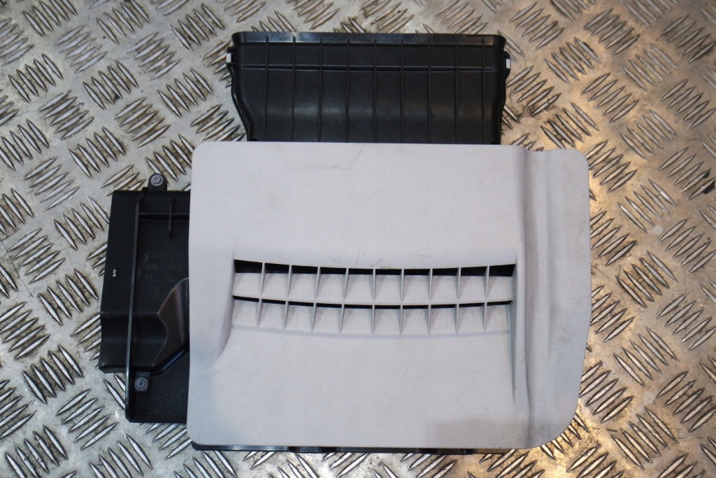 фото №1, Повітрозабірник повітря mercedes w222 a2228303300