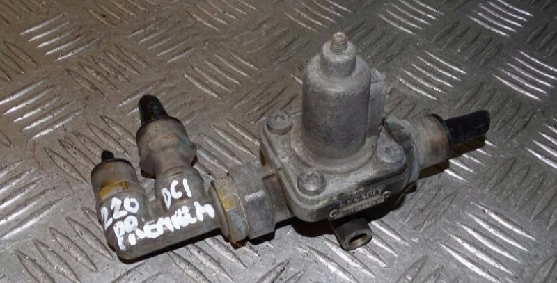 фото №1, Renault premium i dci клапан редукционный