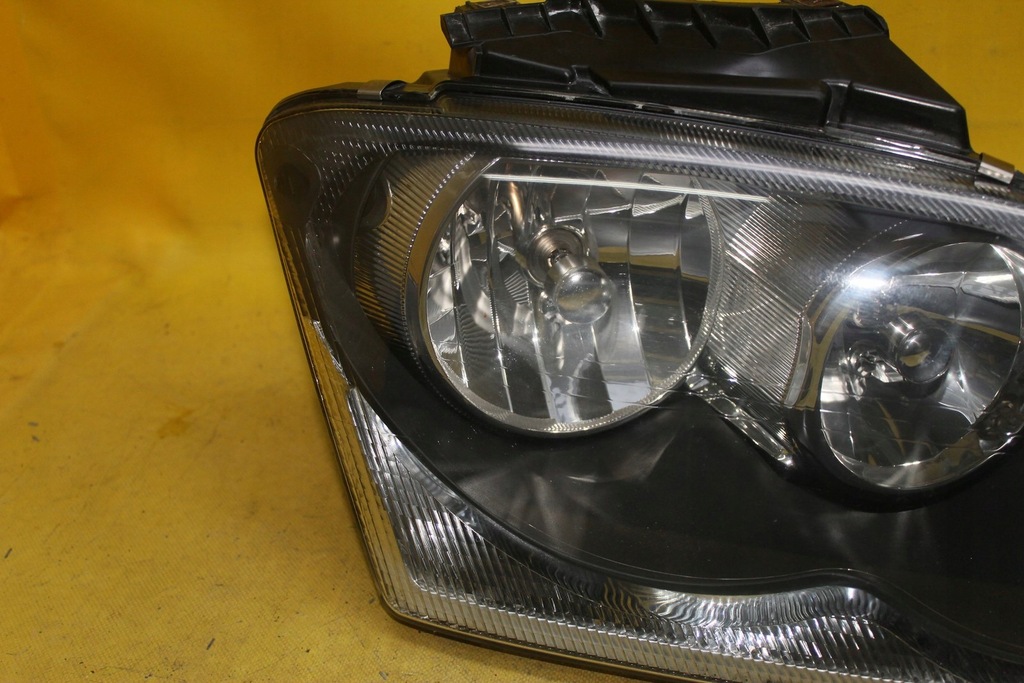 фото №3, Лампа правий перед передня pacifica i