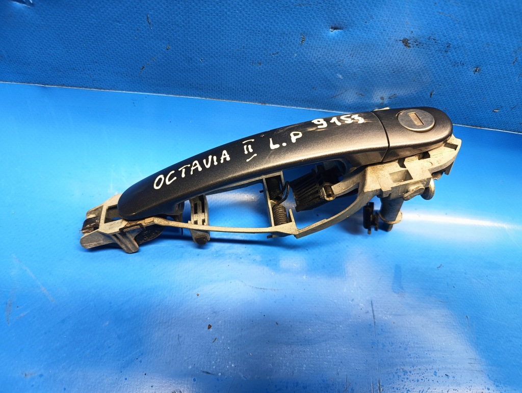 фото №1, Ручка дверь левый перед skoda octavia ii 9153