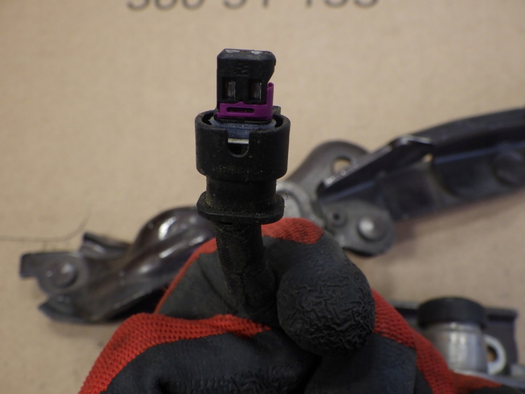 фото №3, Lancia thema ii петля капот левый