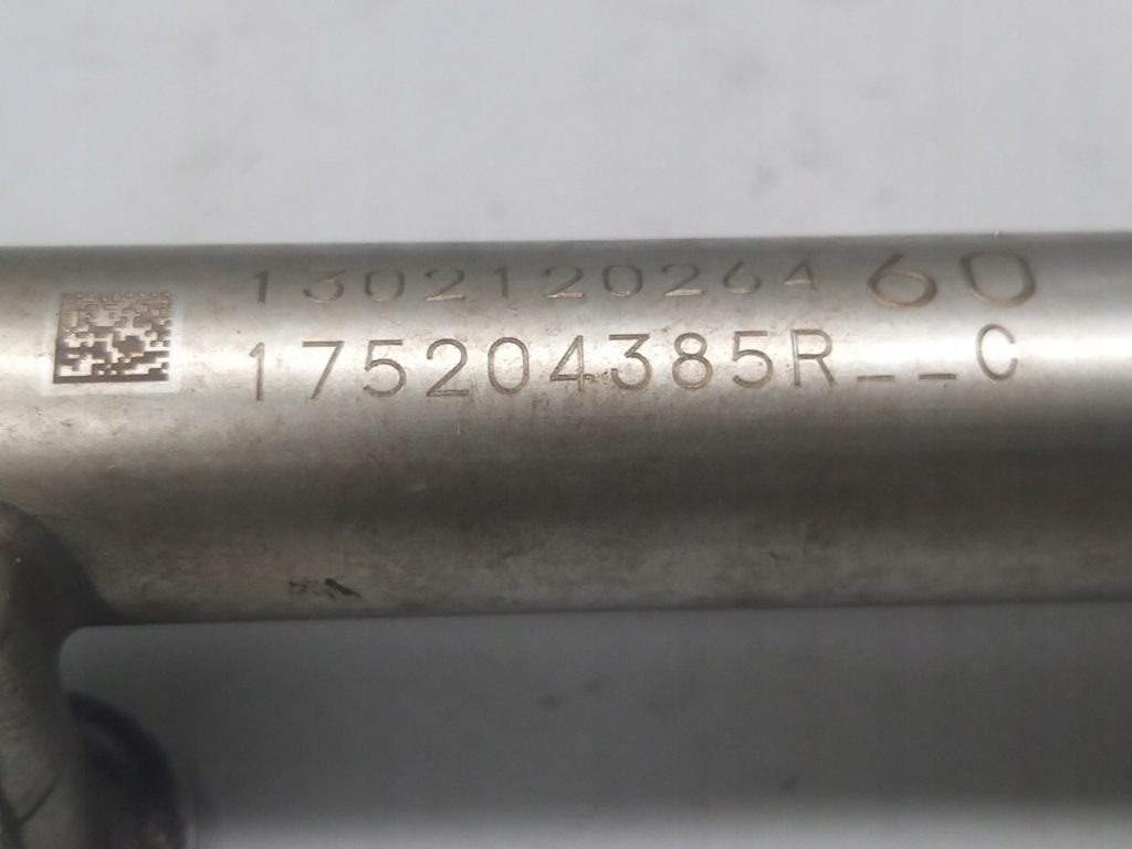 Молдинг впрыскная 1.2 tce h5fa400 renault scenic megane juke 175204385r Цена