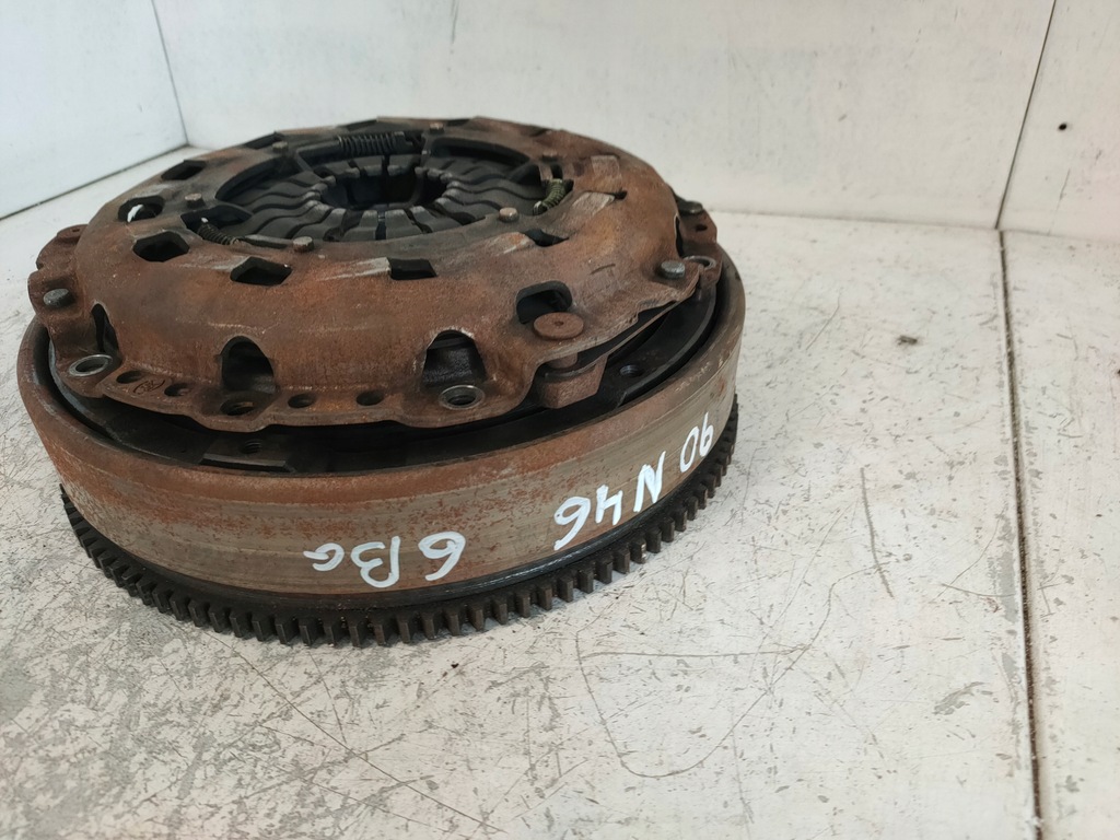 фото №13, Двухмассовый маховик сцепление n45b16a 1,6 6-передача bmw e90 e87 bdb