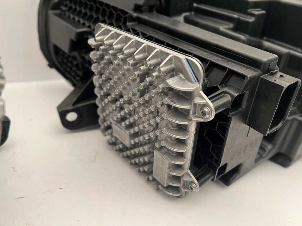 фото №11, Лампа левая правая led mini countryman ii f60 lift lci europa полный