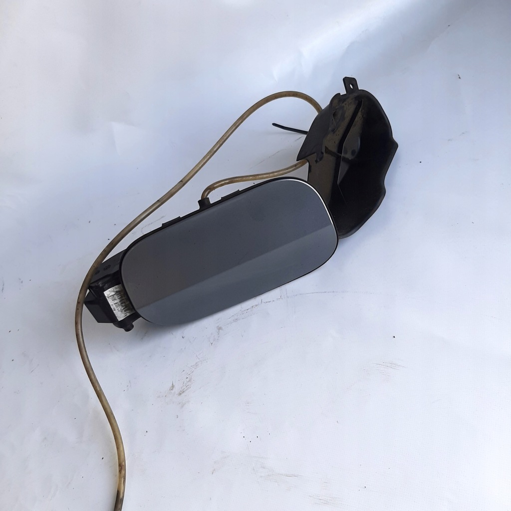 фото №1, Audi a8 d4 заливная горловина топлива крышка kompletny 4h0809857b ly7g