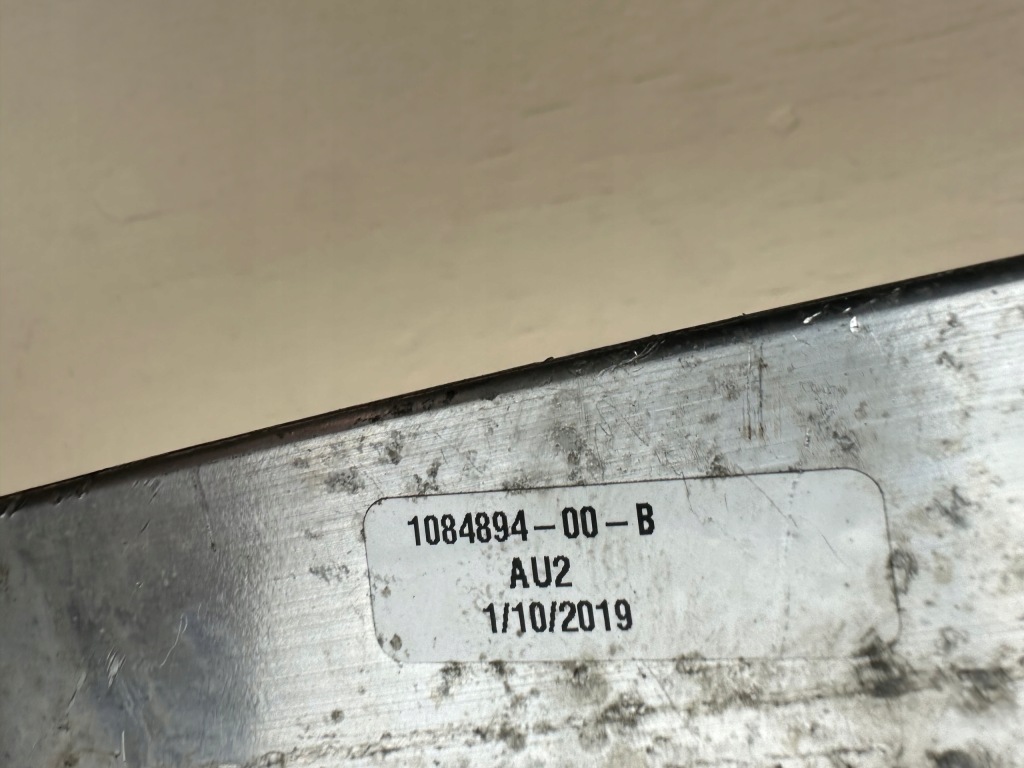 Tesla model 3 iii 17r- балка передняя нижняя усилитель бампера 1084894-00 Недорого