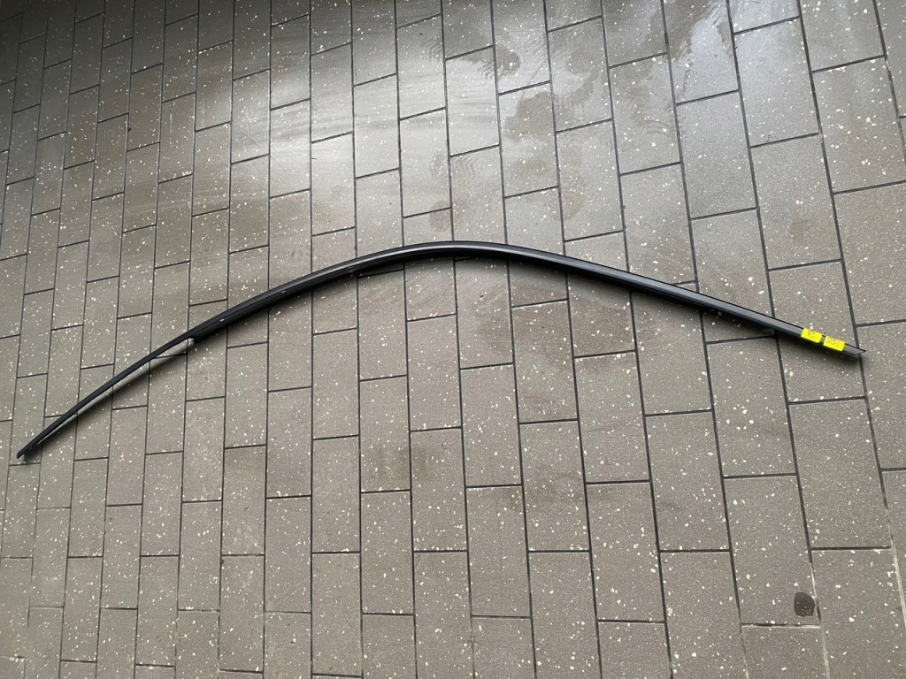 фото №1, Молдинг кровельная правая porsche 911 991 coupe