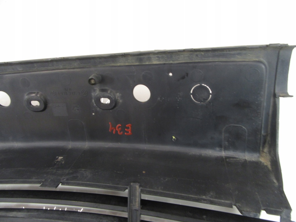 Молдинг решётка бампера перед bmw e34 седан универсал Киев