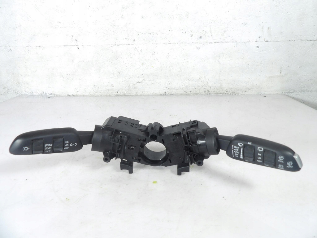 фото №1, Ssangyong tivoli grand переключатель комбинированный 6353ma-2210