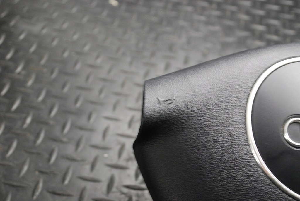 фото №8, Подушка подушка безопасности водителя audi a4 b6 8e0880201l