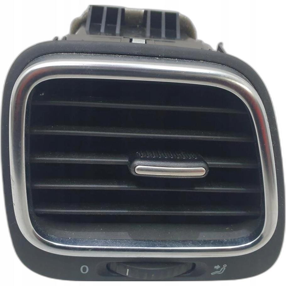 фото №1, Решётка обдув vw scirocco 1q0819710b правая