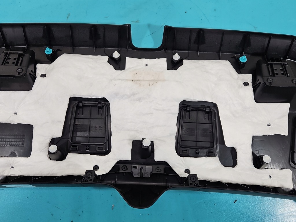 Оббивка кришки обшивка багажника lexus ct 10-22 67750-76010 64790-76011 Зі Шроту