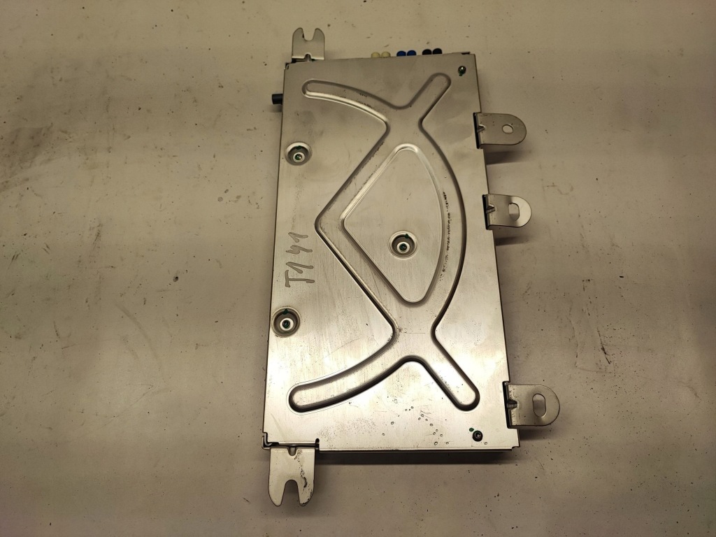 Tesla model x другое устройства 104545100g 2017 Цена