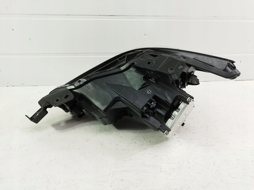 Mazda 3 2019- фара full led правый  bcjh-51030 Киев