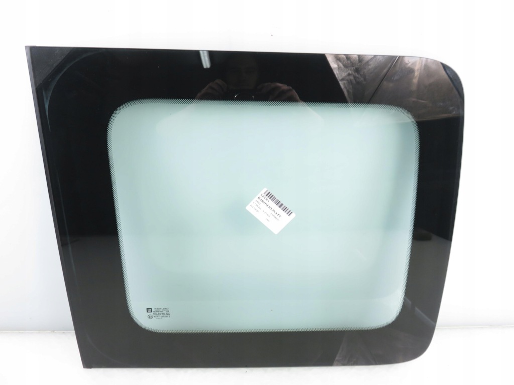 Купити Скло кузовна правий задня opel combo c