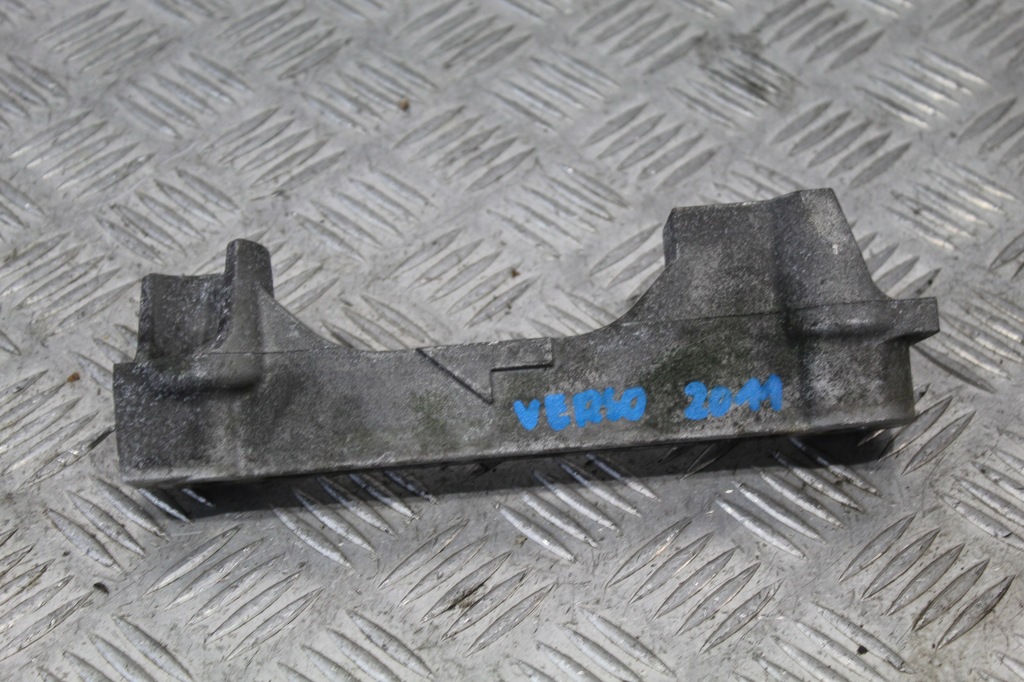 фото №1, Кронштейн кронштейн двигателя toyota verso