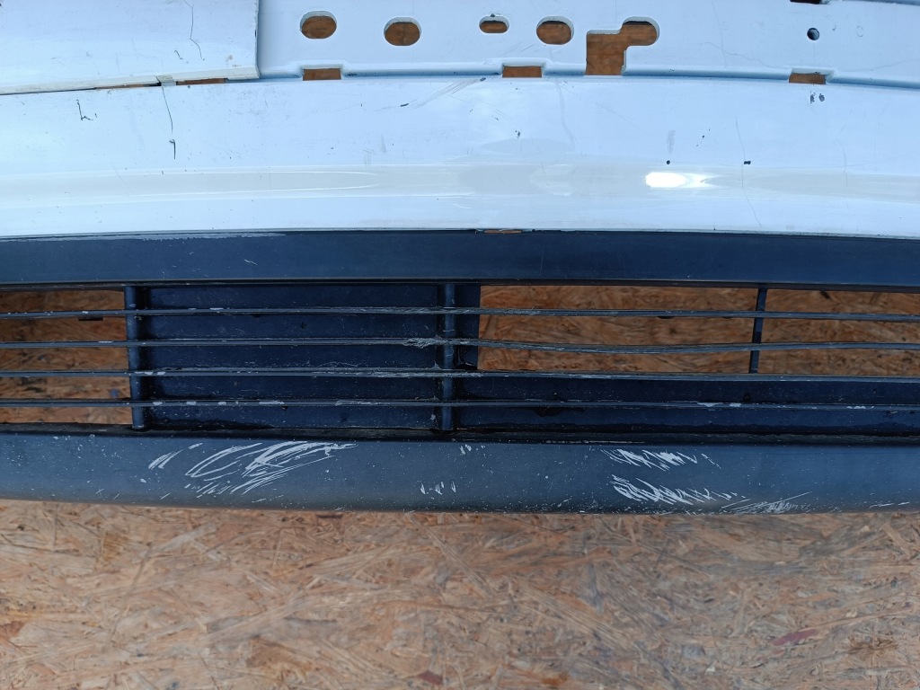 Купити Бампер перед передній оригінал bmw e36 8165090