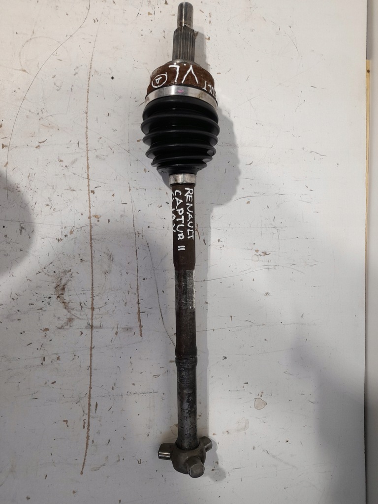 фото №1, Renault clio v приводной вал левый перед 391011700r 1.0 tce