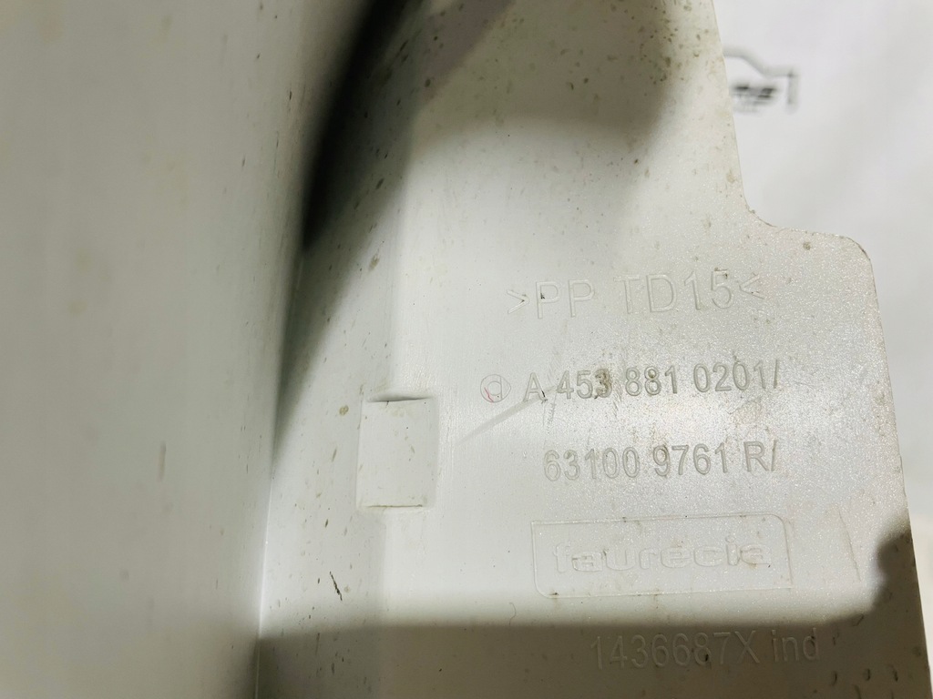 фото №14, Smart forfour 453 крыло передний правый 14-20 rok