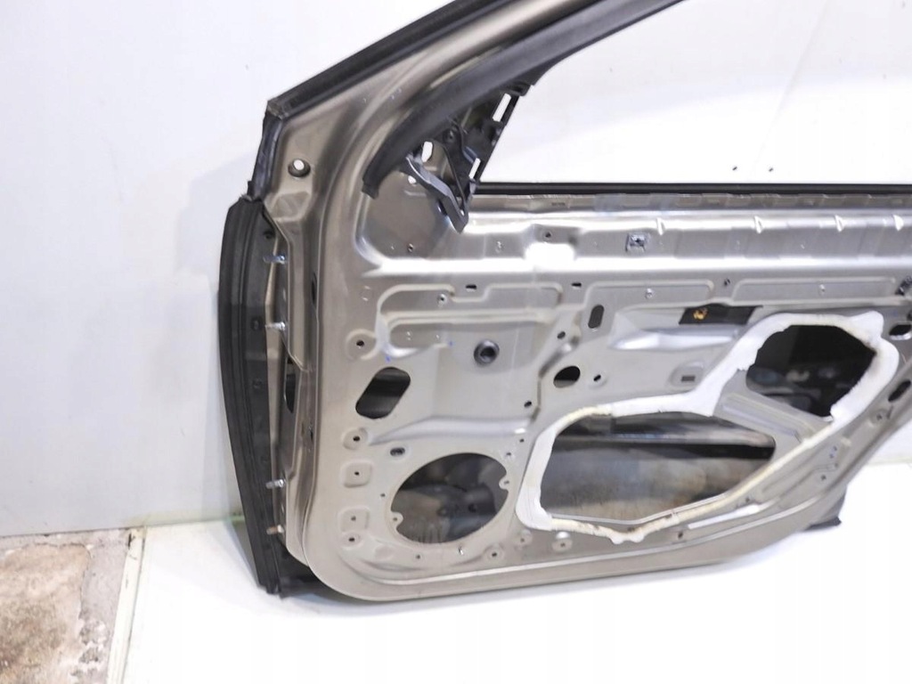 фото №8, Дверь правый перед tehnk renault laguna iii