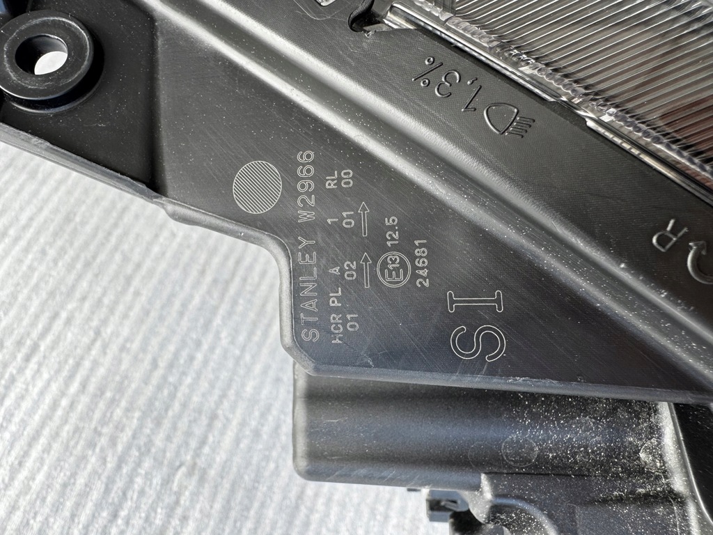 фото №12, Передняя левая лампа левая перед suzuki swift mk8